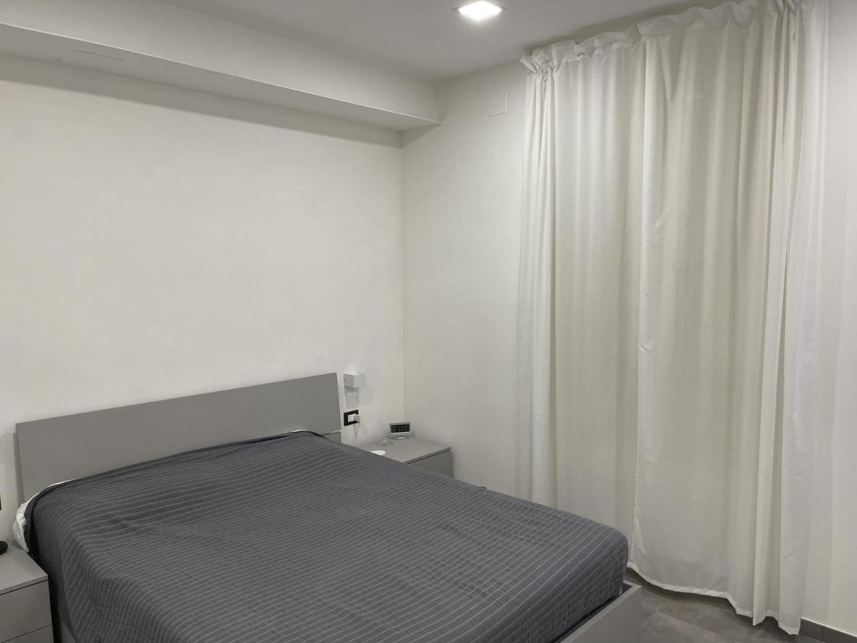 B&B Porto 60 Салерно Екстер'єр фото